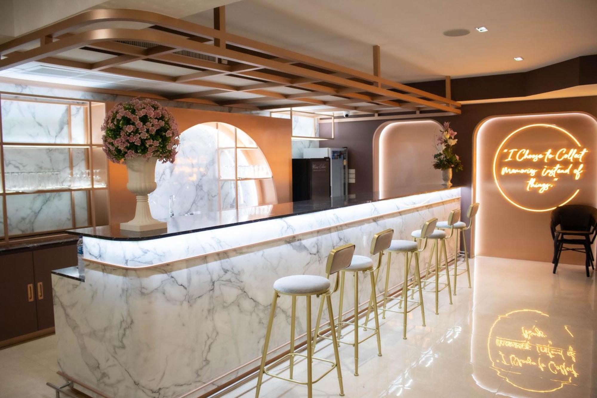 Siri Grand Bangkok Hotel Dış mekan fotoğraf