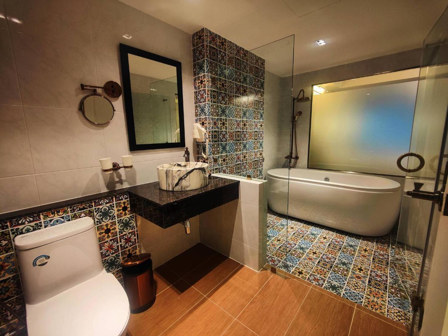 Siri Grand Bangkok Hotel Dış mekan fotoğraf
