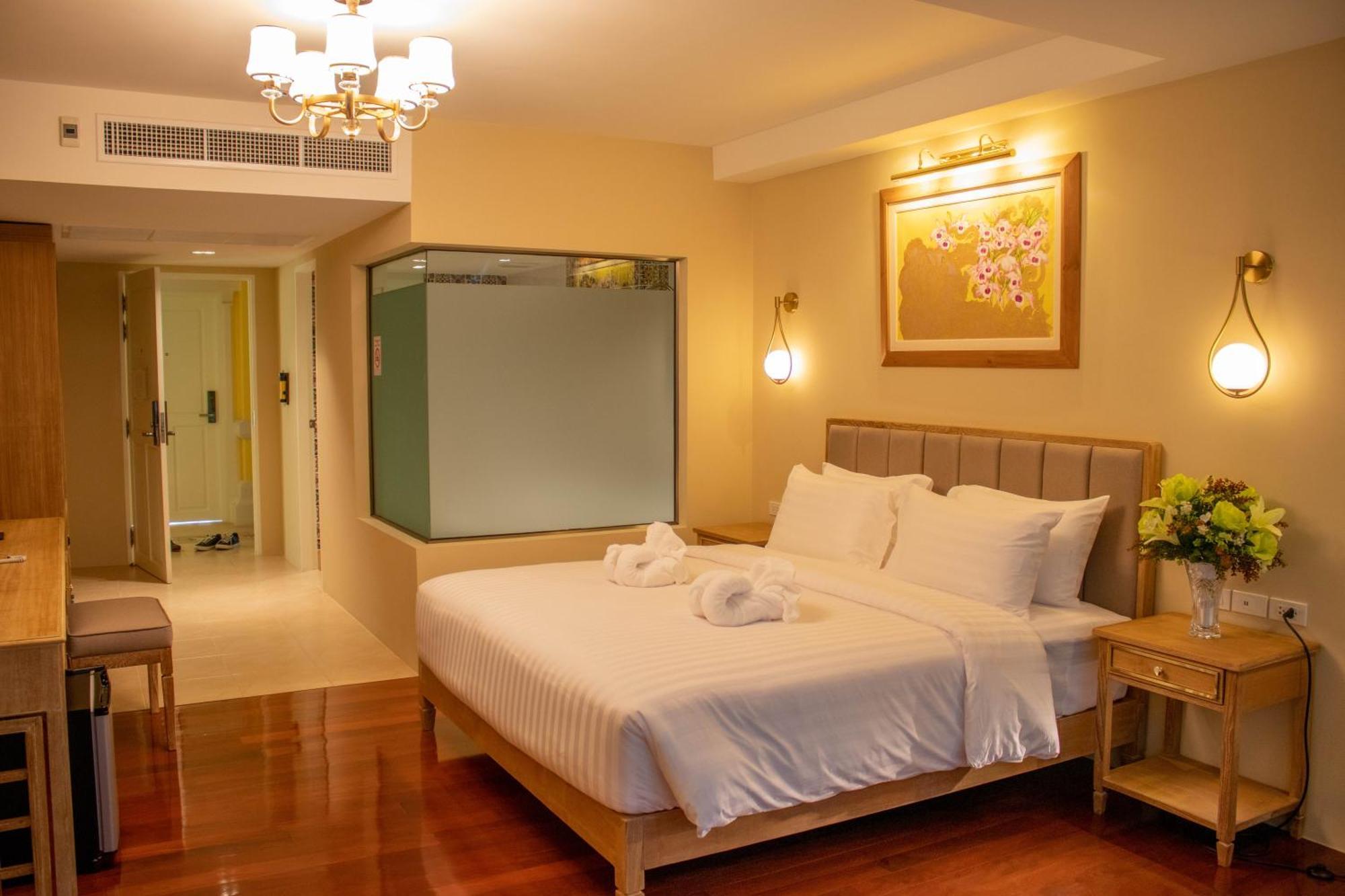 Siri Grand Bangkok Hotel Dış mekan fotoğraf